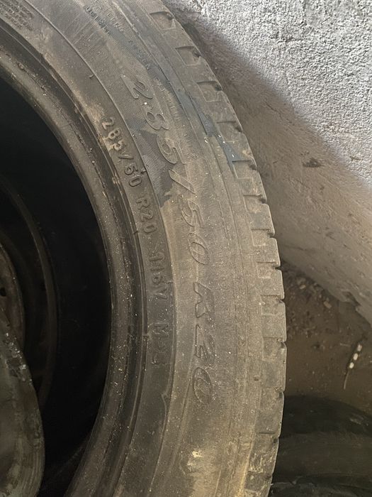 285/50/R20 летние шины продам