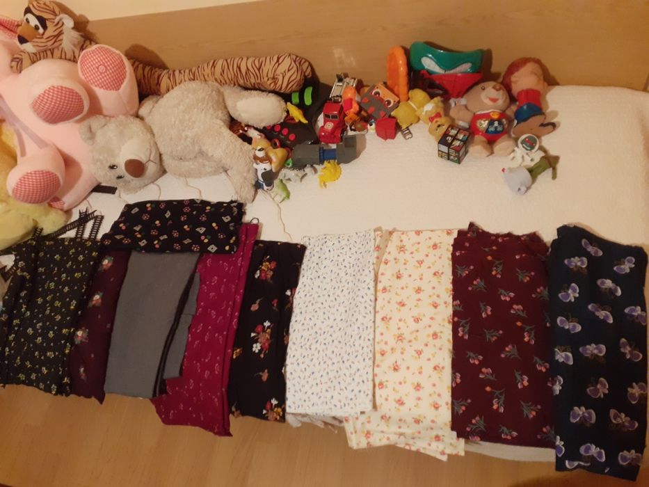 Различни платове