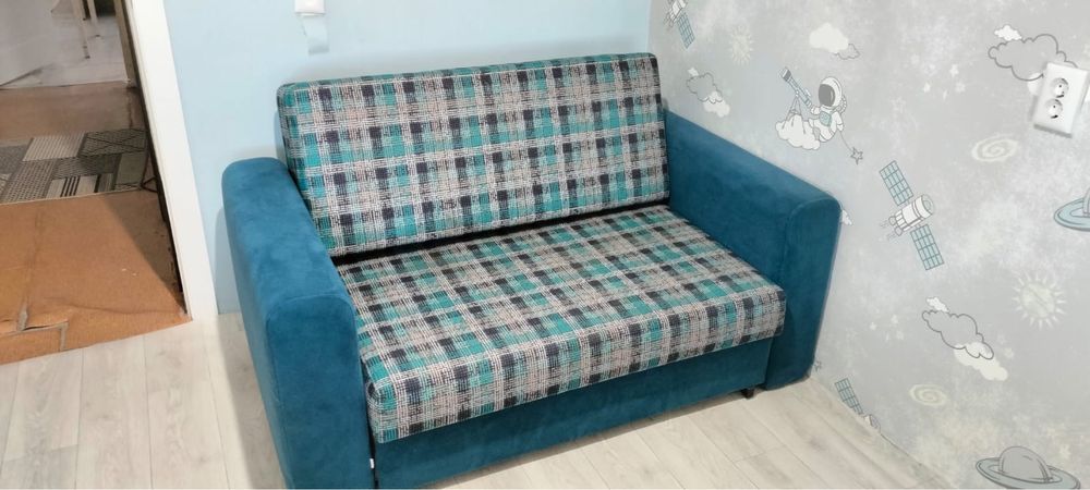 Диван в хорошем состоянии