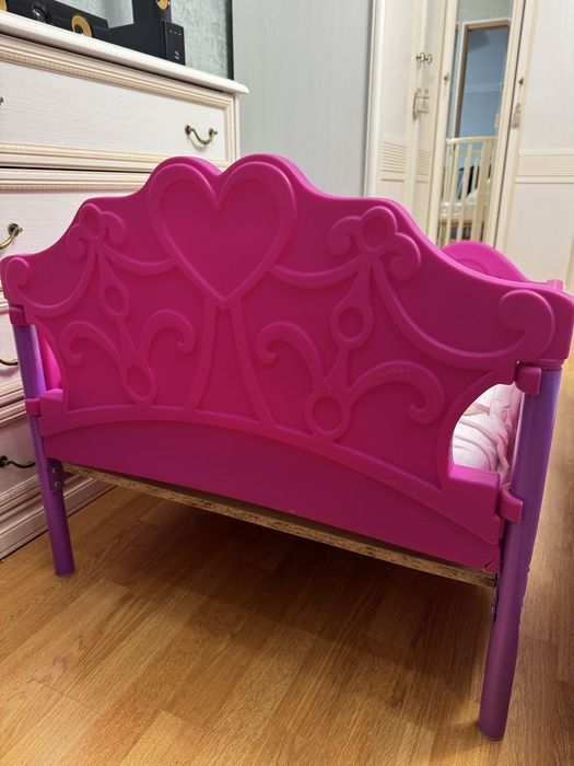 Продам детскую кроватку