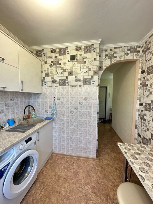 Продам 2 х ком Караван