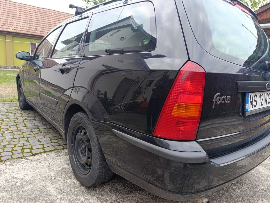 Ford Focus, 2004