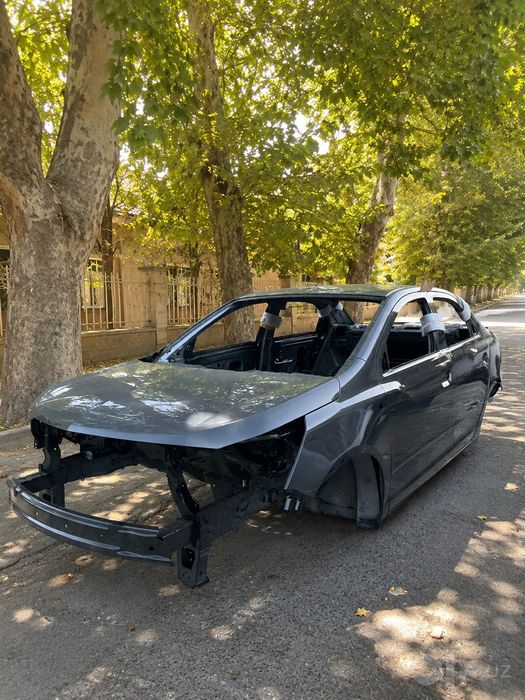 Cobalt uchun Zavod yangi kuzov