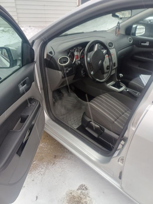 Vând Ford Focus mk2 1.6 diesel E4