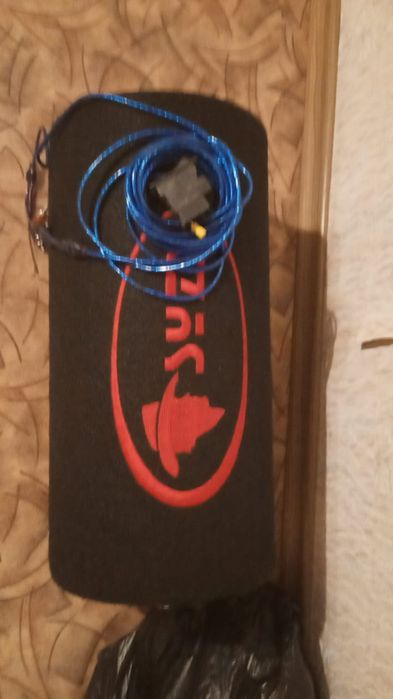 Продам саб 18000