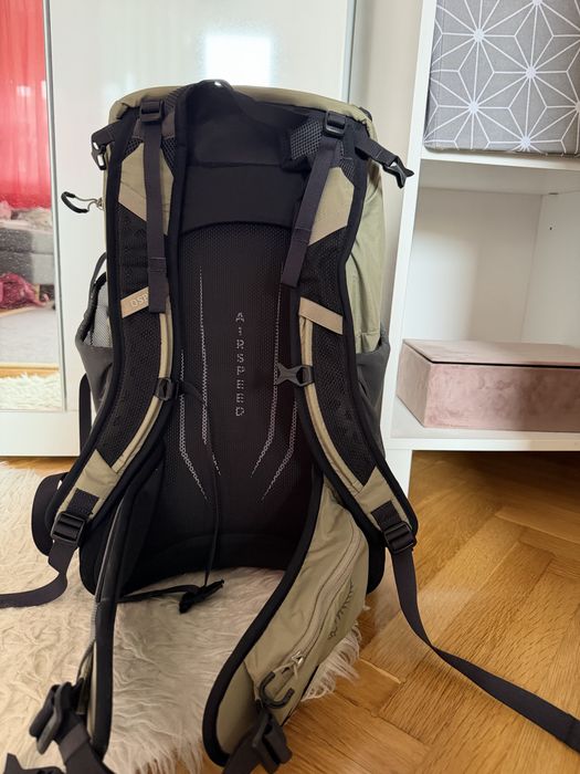 Туристическа раница Osprey Hikelite 28 l