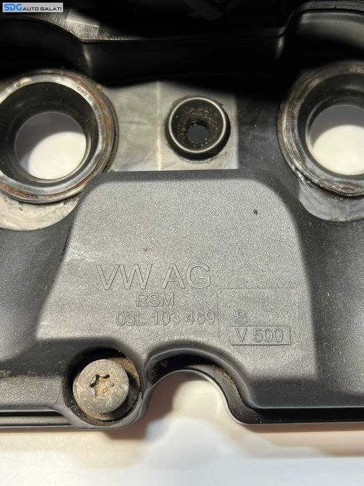 Capac Culbutori Chiulasa Chiuloasa Motor Volkswagen Caddy 2.0 TDI CUUB CUUC CUUD CUUE CUUF DFSB DFSC DFSD DFSE DFSF 2012 - 2019 Cod 03L103469S [AV2964]