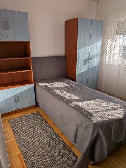 Apartament de închiriat cu 3 camere