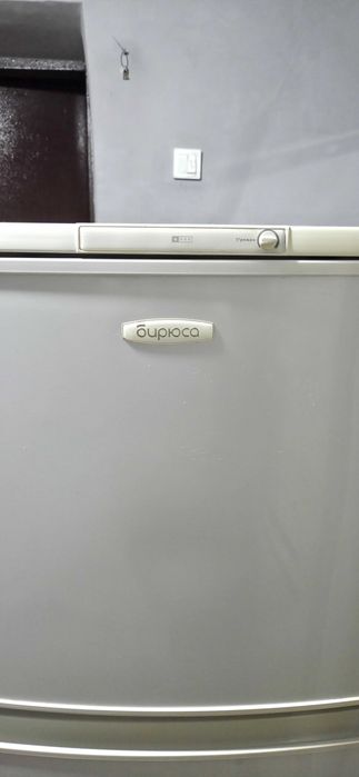 Срочно  Продам  холодильник  б/у. Бирюса