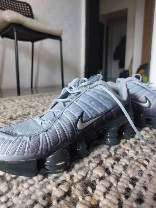 Чисто нови Nike shok