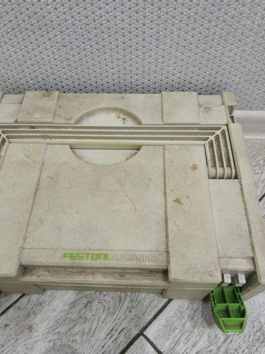 Шуруповёрт батареиячный