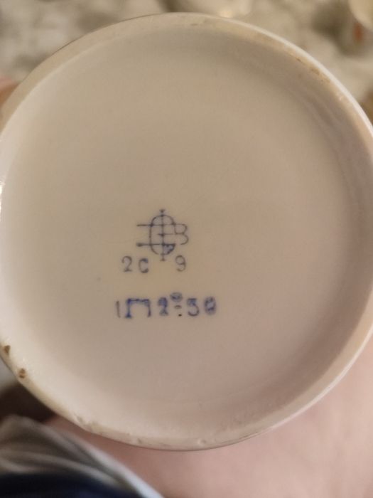 Витажный чайный сервиз