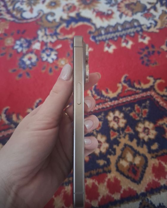 Продам айфон 15 про 128