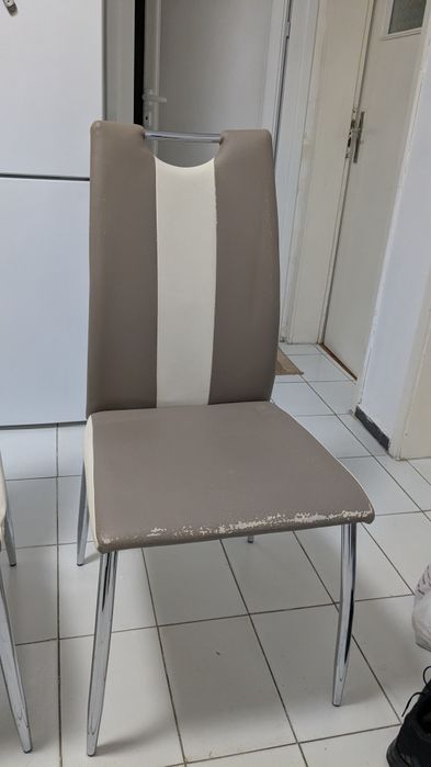 Столове  10 евро за брои