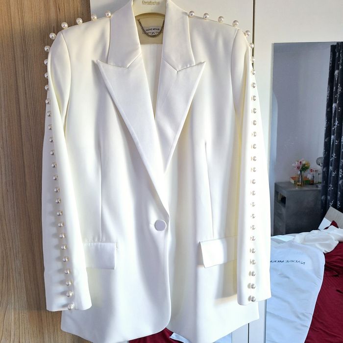 Costum dama Nadine Merabi