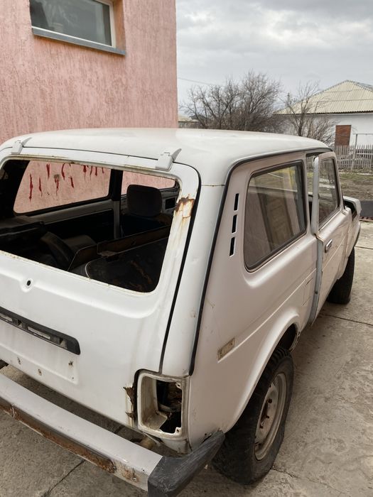 Нива 2013 года Ваз21214