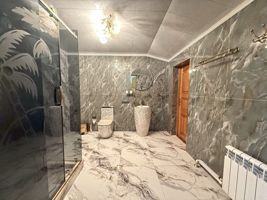 Сдается в аренду особняк 15 соток Мирзо Улугбек Циолковская широкая Ул