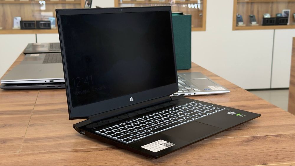 Hp Pavilion i5-10