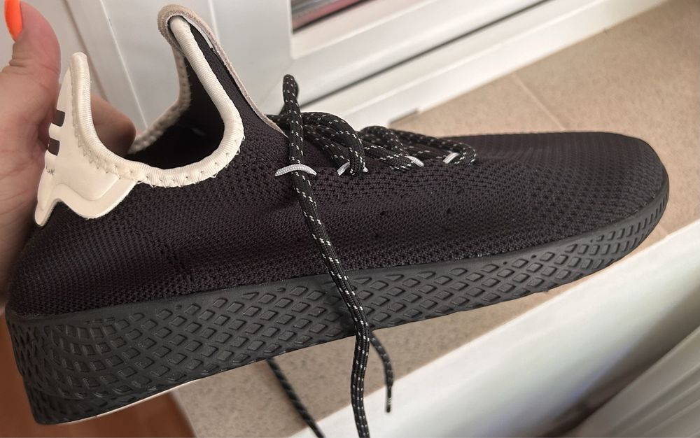 Adidas Pharell Williams Hu barbati