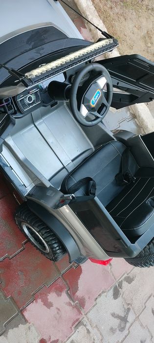 Bolalar uchun. Pultli moshina