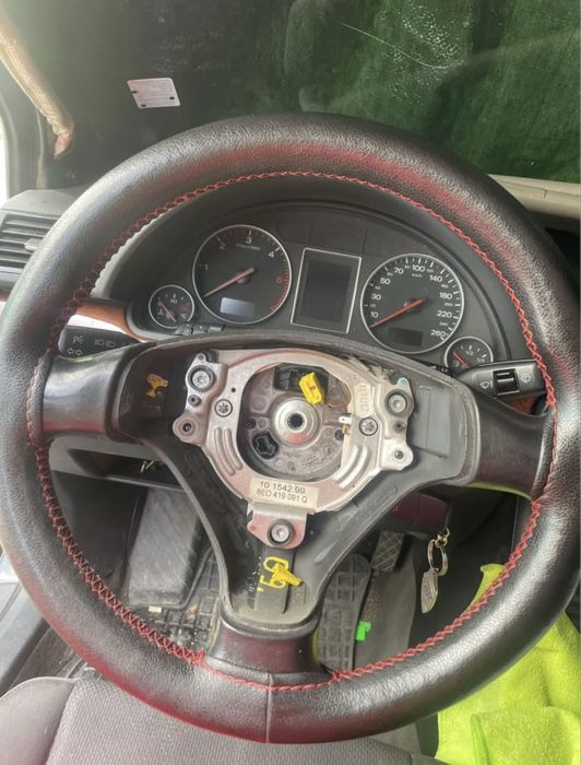 Ауди А4 Б6 2.5тди 180кс на части