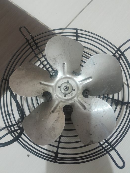 Мотор холодильника 5000 т.