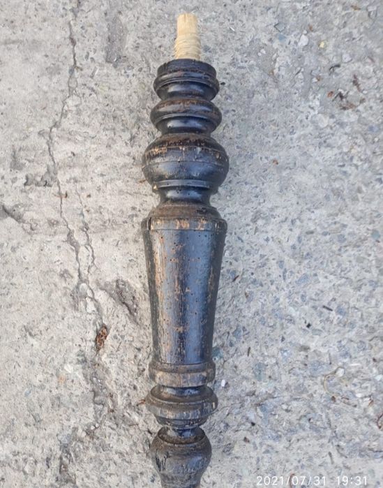 Антикварный стол