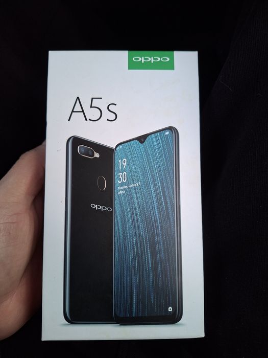 Продам Oppo a5s срочно