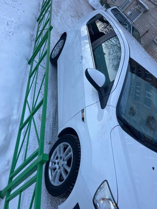 Авео , машина .шевралет