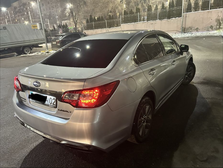 Subaru Legacy 2018 года