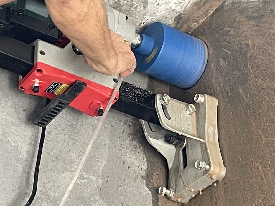 Услуги алмазного бурение