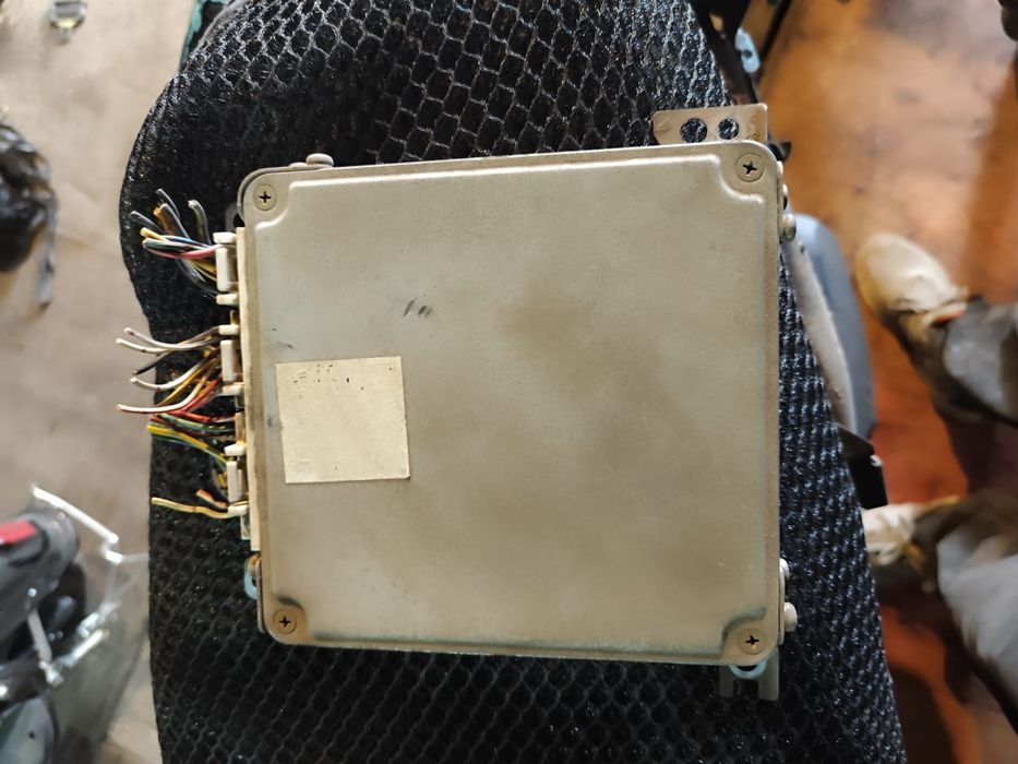 ЭБУ Мазда 626 2 л