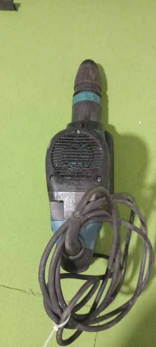 Makita / hm 1213 c
