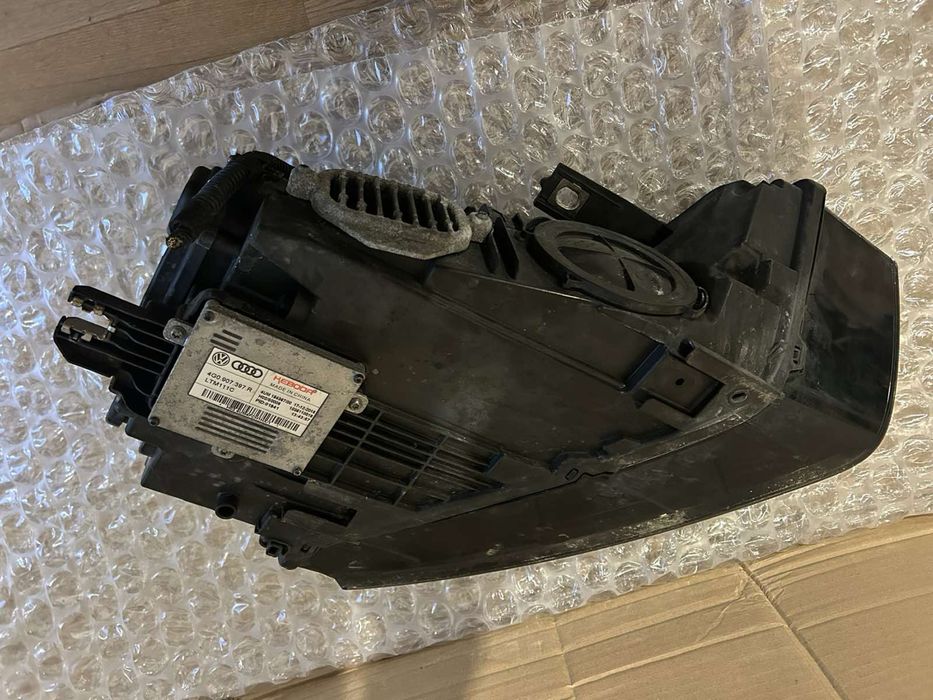 Audi Q3 8U Facelift фар/фарове