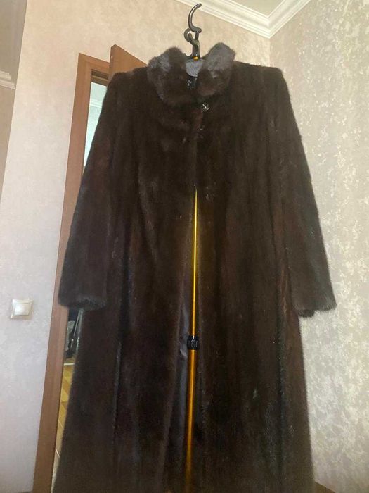 Продам одежду б\у в отличном состоянии