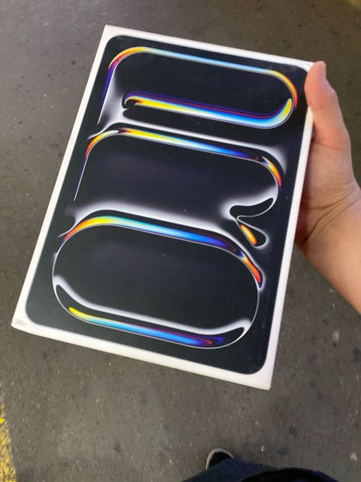 Ipad Pro M5  atigi 10 ta sikl