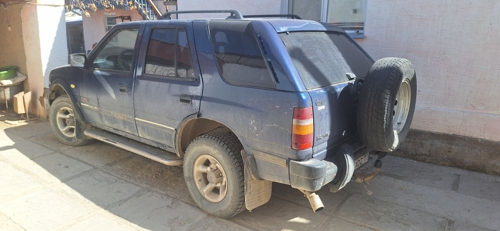 Опель Фронтера А