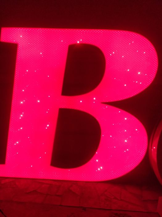 Tashqi reklama xizmatlari