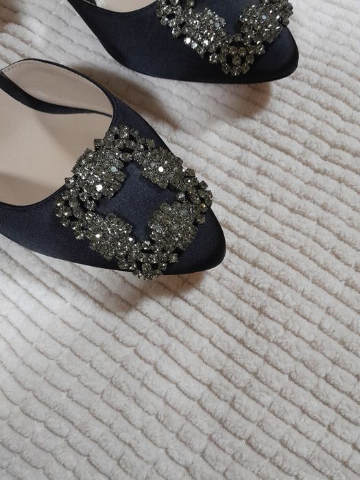 Manolo Blahnik Jimmy Choo обувки чехли