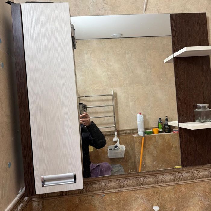 зеркало с тумбой , 8000