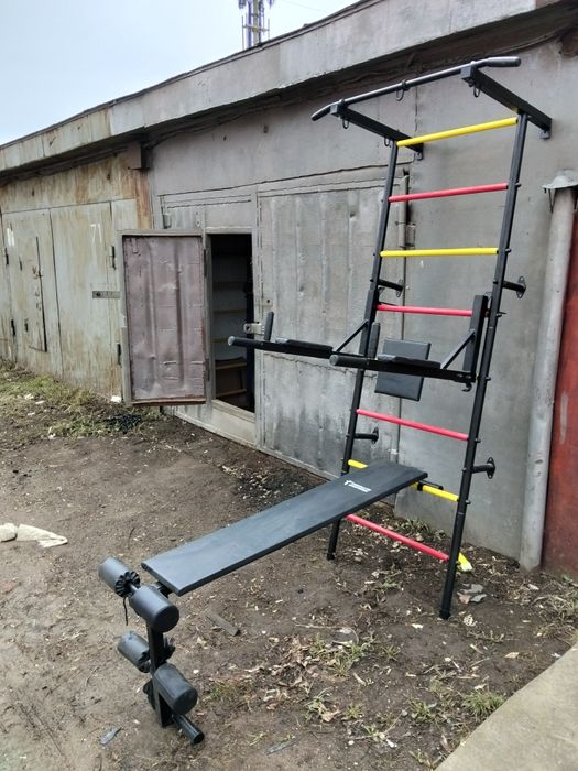 Продам турник, лестница, брусья ,лежак.