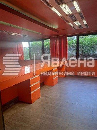 Дава се под наем Офис в Благоевград, Широк център - 76 кв.м за 400 € - Снимка #3
