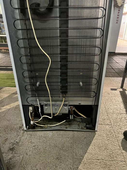 Хладилна витрина