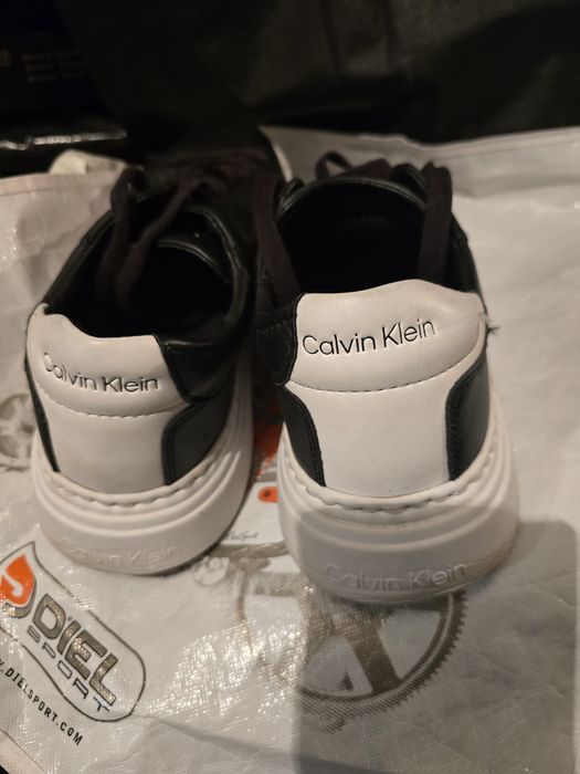 Calvin Klein кецове