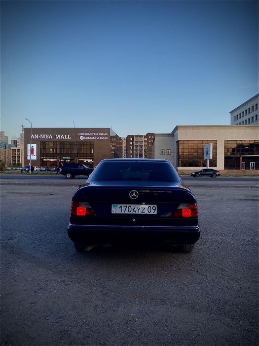 Продаю Mersedes e230