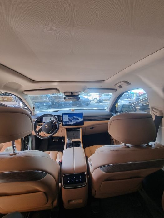 Aito M7 Full pozitsiya