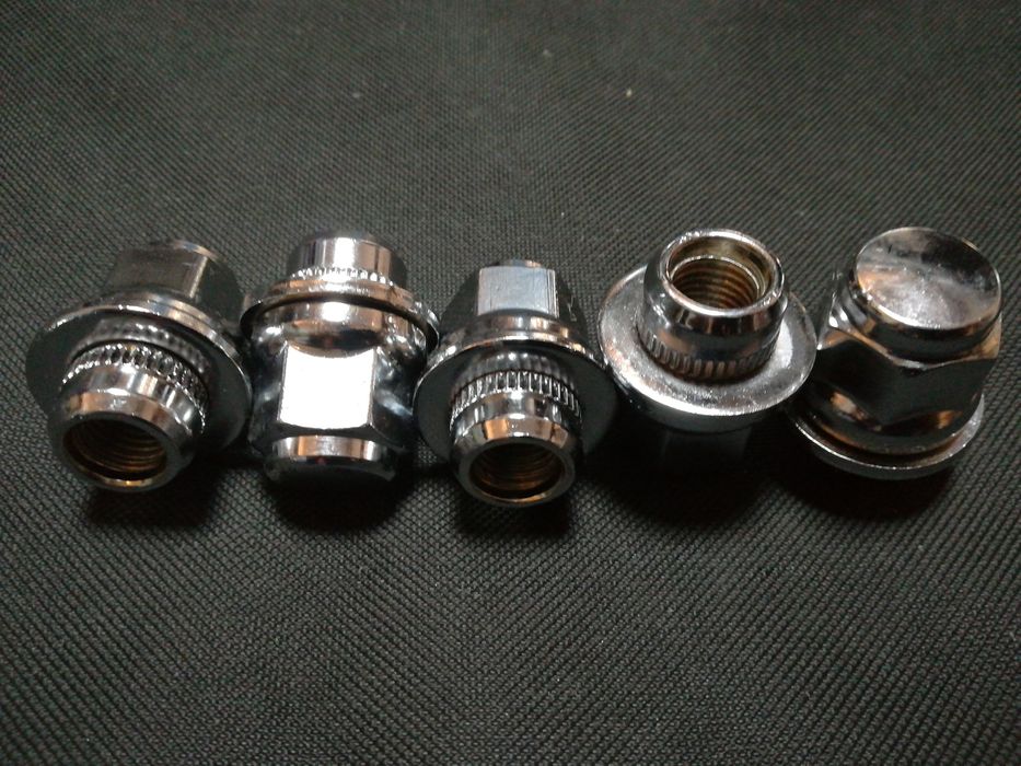 12 ron bucata Piulițe cu saiba 12x1.25 Nissan/Subaru/Infinity