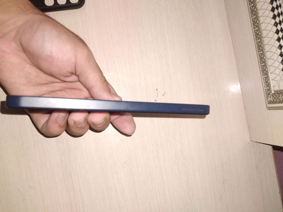 Samsung A15 Xotrasi 128gb ideal xolatda karobkasi bor