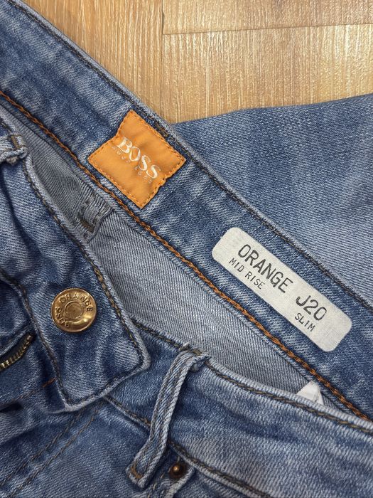 Дънки Armani Exchange, Boss, Stradivarius