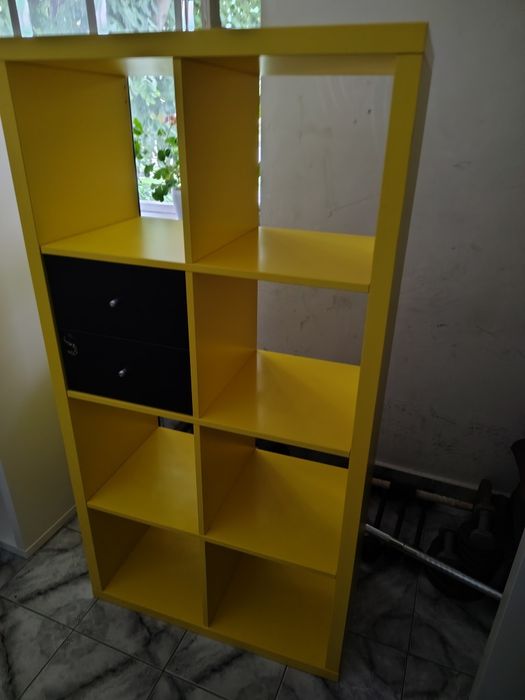 Biblioteca galbena cu doua sertare mici 147/76